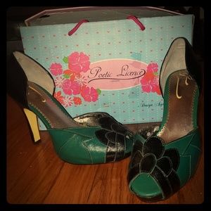 Poetic License pumps